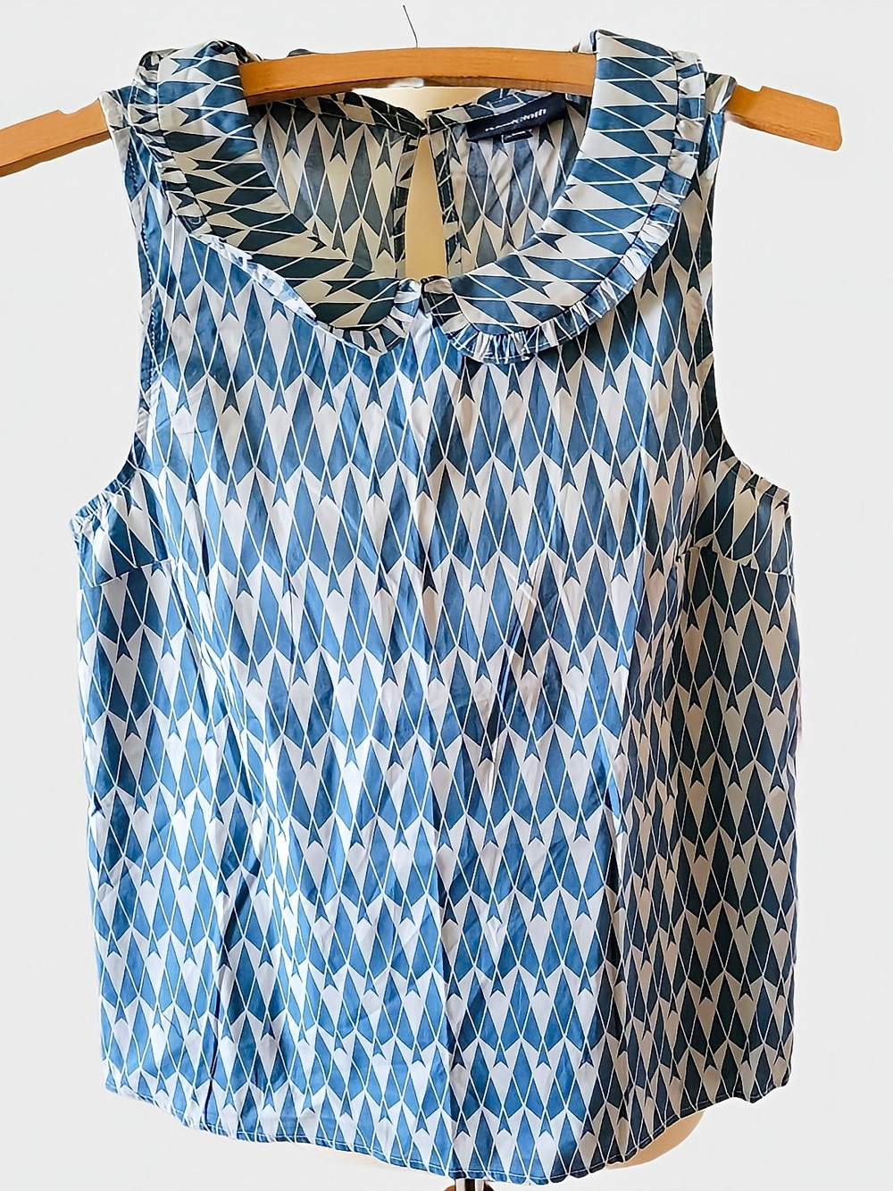 ModCloth Retro Blue/white "Undeniable Intrigue" Geometric Top - XS - NEW w/tag